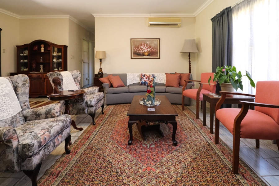 2 Bedroom Property for Sale in Flamwood North West